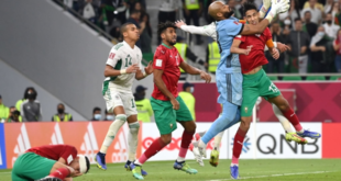 رايس مبولحي بطل قصة “ملحمية” قبل انطلاق مباراة المغرب