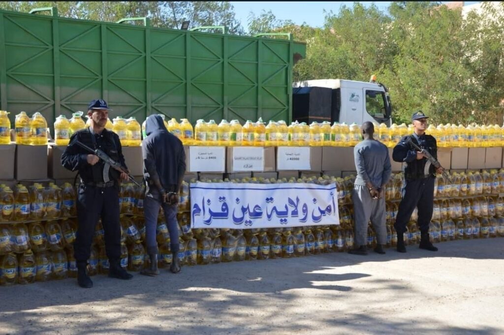 أمن ولاية إن قزام يحبط محاولة تهريب 42 ألف لتر من زيت المائدة