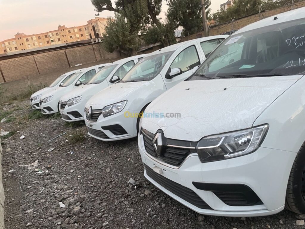 وصول شحنة من سيارات Renault Symbol من فرنسا بمحركات اقتصادية