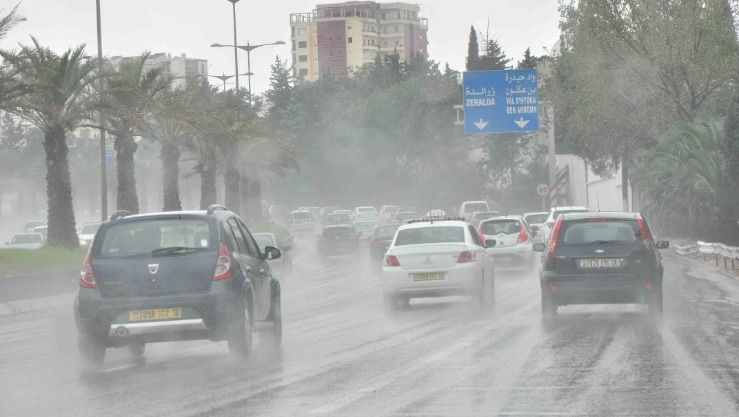 تساقط أمطار غزيرة في الجزائر نشرية الأرصاد الجوية والتحذيرات