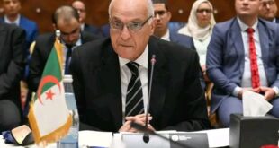 وزير الخارجية الجزائري يشارك في الاجتماع العربي بالقاهرة لبحث التصعيد في فلسطين
