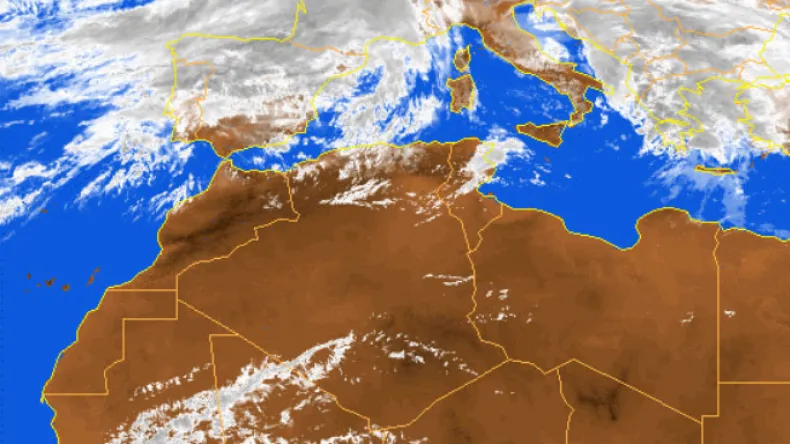 توقعات الطقس في الجزائر خلال عيد الفطر أمطار متقطعة وانخفاض في درجات الحرارة