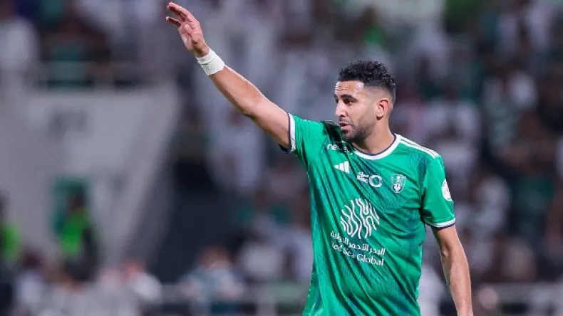 رياض محرز يتألق ويُساهم في فوز الأهلي على الشباب في الدوري السعودي