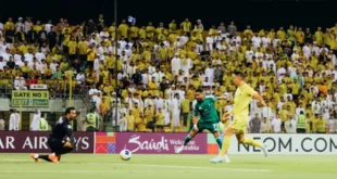 رياض محرز يسجل هدفًا ويصنع آخر مع الأهلي السعودي في دوري أبطال آسيا