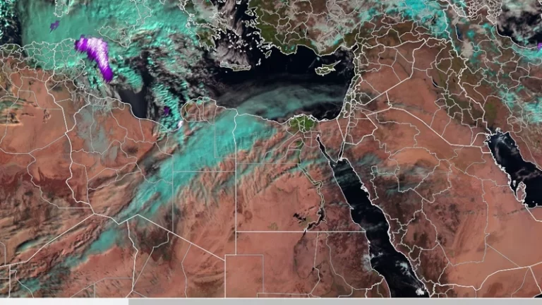 منخفض جوي عميق يضرب الجزائر ودول المغرب العربي مع تساقط كثيف للثلوج والأمطار